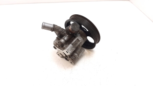  Power steering pump 