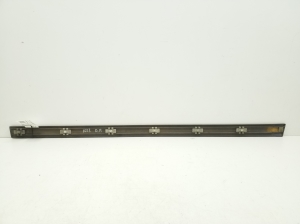 Mercedes Benz CLK-Class 208 (1997–2002) Esiukse liist A2086900662 - 4