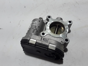  Accelerator valve 