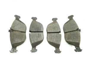 Piduriklotsid ees - A0034202120