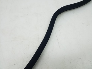  Rear side door sealing rubber 