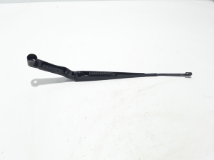  Windshield wiper blade 