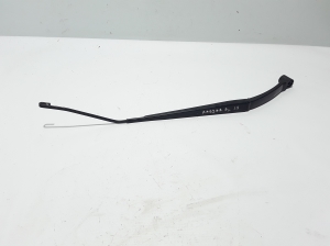  Windshield wiper blade 