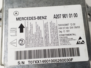Mercedes Benz E-Class W207 (2009–2017) Airbag module A2079010100 - 3