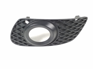  Front bumper fog lamp cover 