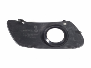  Front bumper fog lamp cover 