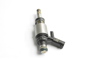 AUDI TT (2014–2026) Fuel injector 06L906036K - 5