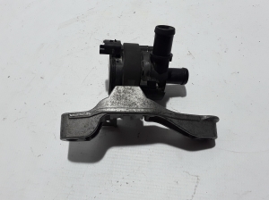   Auxiliary water pump  - 144B06803R 