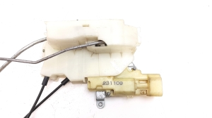 Isuzu D-Max (2002–2012) Front door lock - 3