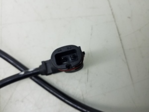 Mercedes Benz C-Class 204 (2007–2014) ABS-Sensor vorne A2045400517 - 2