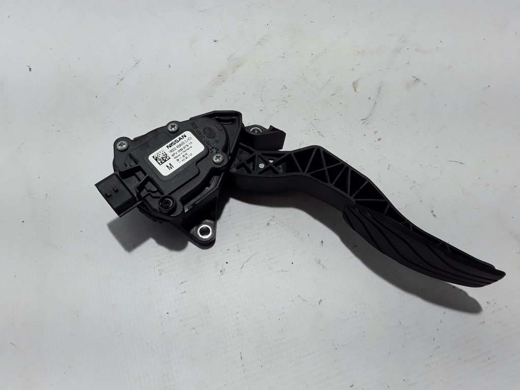 RENAULT Kadjar 1 generation (2015-2024) Throttle Pedal 180024BA0B 22413858
