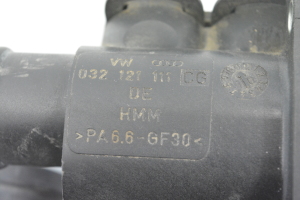 AUDI A3 8P (2003–2012) Termostaadi korpus 032121111CG - 3