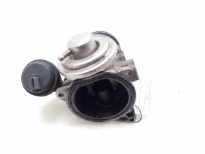  EGR valve 