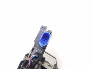 AUDI A8 D3 (2002–2010) Front door lock 4E2837015 - 3