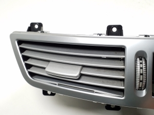 Mercedes Benz S-Class 221 (2005–2013) Dashboard air vent grilles - 3