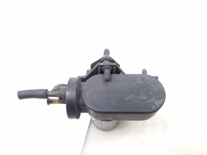 AUDI A8 D2 (1994–2002) Vaakumpump 4B0907325 - 2