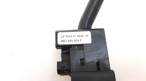 AUDI A6 C5 (1997–2005) Scheibenwischerschalter 4B0953503F - 3