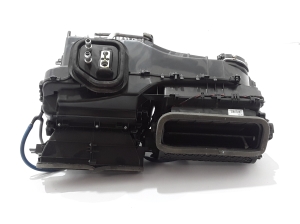 VOLVO XC40 (2017–2026) Heater and its parts 32226362 - 3