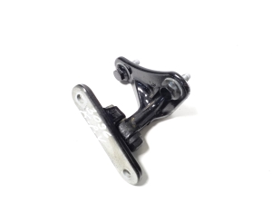 Mercedes Benz S-Class 221 (2005–2013) Esiukse ülemine hing A2217200937 - 3