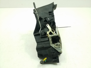 Mercedes Benz C-Class 202 (1993–2001) Türschloss vorne A2027202635