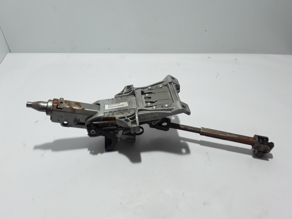 Used VOLVO V50 Steering wheel and its details