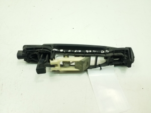 Mercedes Benz E-Class W210 (1995–2002) Rear side door exterior handle and its parts - 2