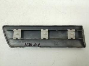 Mercedes Benz E-Class W210 (1995–2002) Beplankung Zierleiste Kotflügel A2106908862 - 2