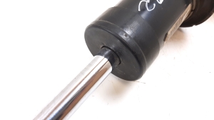 Front shock absorber - 6875083