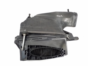 Mercedes Benz ML-Class 164 (2005–2011) Luftfiltergehäuse A6420903601 - 3