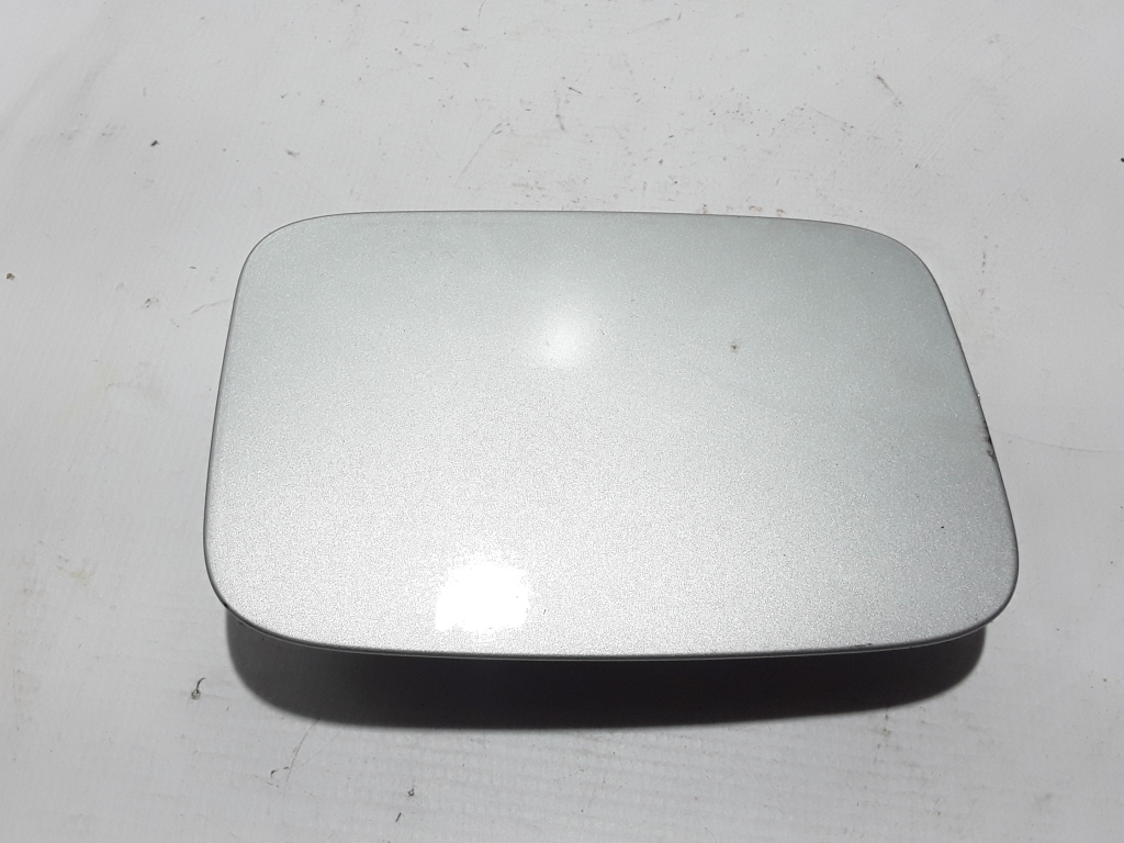 VOLVO V50 1 generation (2003-2012) Fuel Tank Flap 31280187 22413692