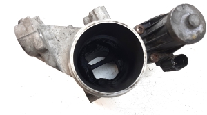  EGR valve 