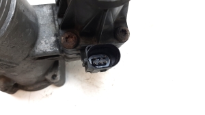  EGR valve 