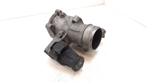  EGR valve 