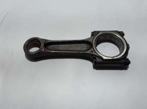  Connecting rod 