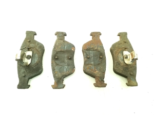 Mercedes Benz E-Class W210 (1995–2002) Bremsbelagsatz A0024209620 - 2