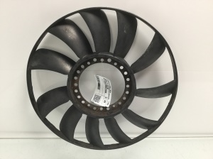 Jahutusventilaatori tiivik - 058121301B