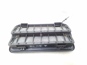 Volkswagen Passat B6 (2005–2010) Lüftungsgitter Kotflügel hinten 3C0819465 - 3