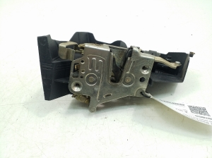 Mercedes Benz E-Class W210 (1995–2002) Rear side door lock A2027300535 - 3