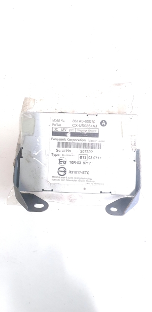 TOYOTA Land Cruiser 150 (2009–2026) Module de commande 861A060010