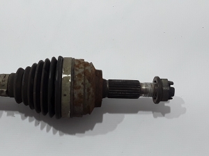 RENAULT Clio IV (2012–2019) Front drive shaft and its parts 391010115R - 2
