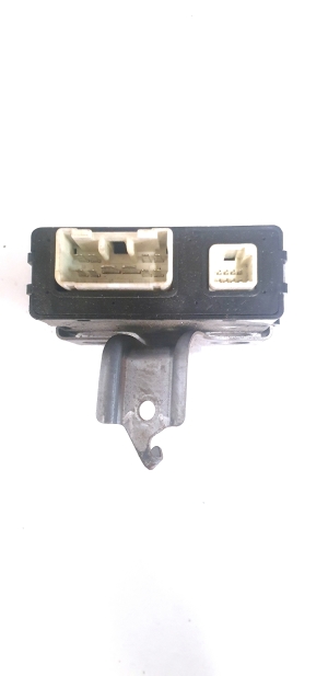 TOYOTA Land Cruiser 150 (2009–2026) Control unit 8981060010 - 3