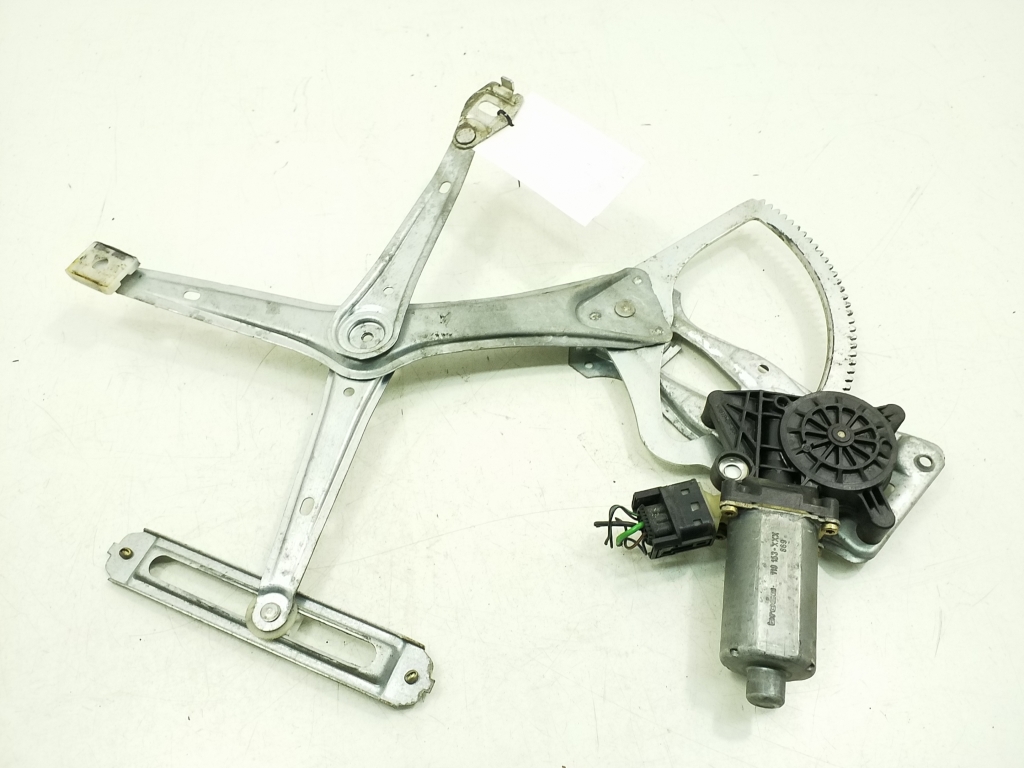 MERCEDES-BENZ E-Class W210 (1995-2002) Front Right Door Window Regulator 20434095