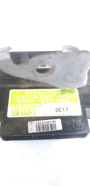 TOYOTA Land Cruiser 150 (2009–2026) Control unit 8927160030 - 3