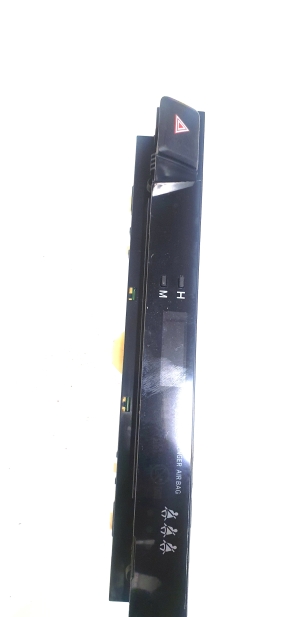 TOYOTA RAV 4 A4 (2012–2018) Display switch 8395042080 - 3