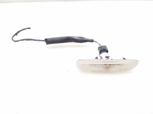 Front fender turn signal - 2228592