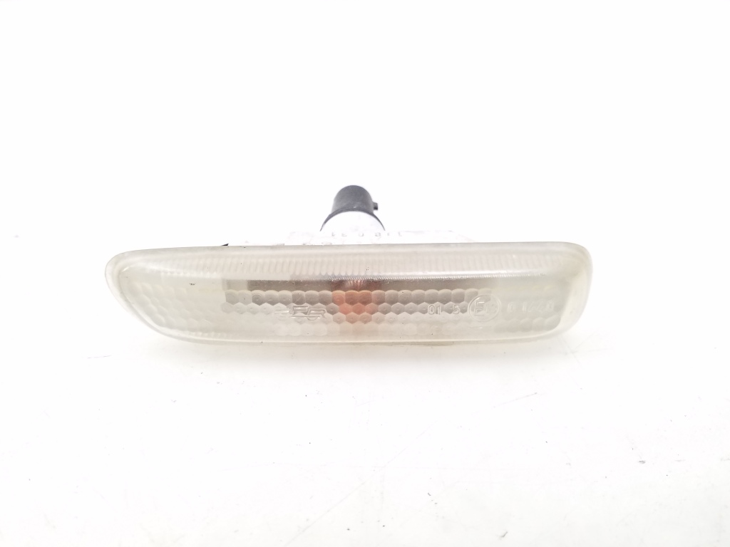 BMW 3 Series E46 (1997-2006) Front Left Fender Turn Signal 2228591 25097629