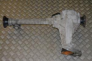 Front differential - 4460310020
