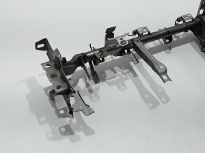 RENAULT Clio IV (2012–2019) Traverse de tableau de bord 678705911R - 3