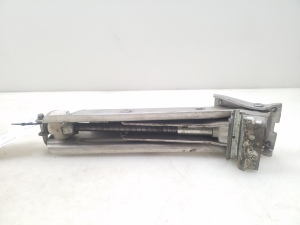 AUDI TT (1998–2006) Jack 8N0011031B - 3