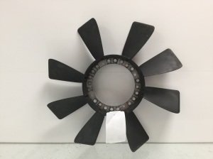 AUDI A4 B5 (1994–2001) Jahutusventilaatori tiivik 078121301D - 2